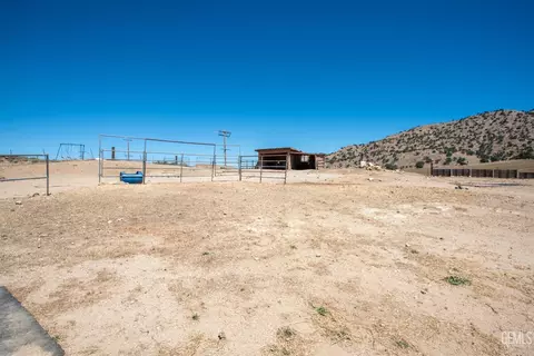 1195 Arabian Dr, Tehachapi, CA 93561 photo 29