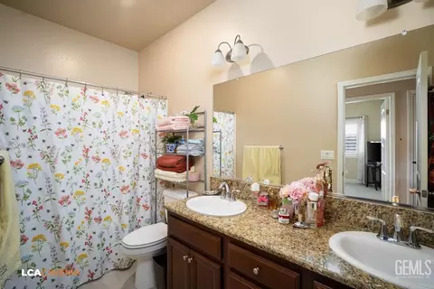 Other - 5401 Twinkle Ln, Bakersfield, CA 93313 photo 6 of 10