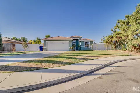 14206 Corte Luna, Bakersfield, CA 93314