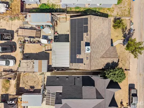 View/Area - 105 F St, Taft, CA 93268 photo 5 of 8