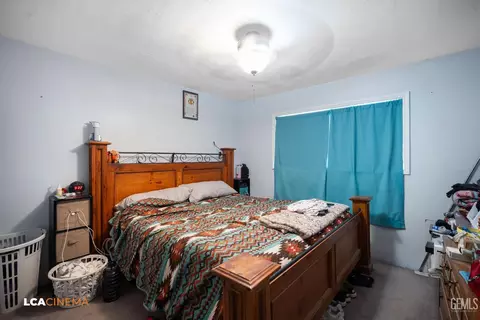 Bedroom - 105 F St, Taft, CA 93268 photo 6 of 6