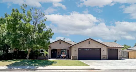 Exterior - 541 Padre Dr, Shafter, CA 93263 photo 2 of 14