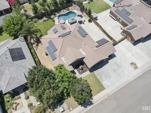 View/Area - 541 Padre Dr, Shafter, CA 93263 photo 1 of 4