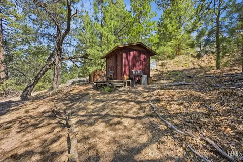 16901 Grindelwald Dr, Tehachapi, CA 93561 photo 4