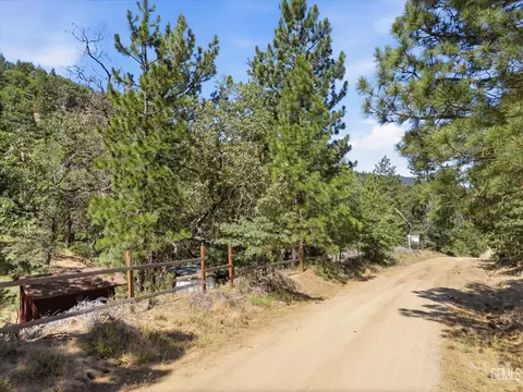 16901 Grindelwald Dr, Tehachapi, CA 93561 photo 14