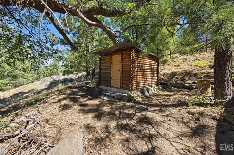 16901 Grindelwald Dr, Tehachapi, CA 93561 photo 6