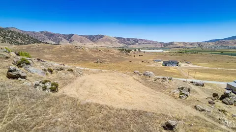 0 Caste Gate Dr, Tehachapi, CA 93561 photo 3