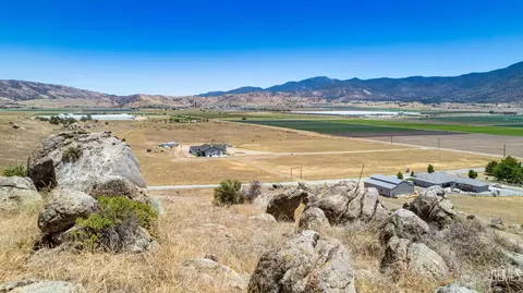 0 Caste Gate Dr, Tehachapi, CA 93561 photo 9