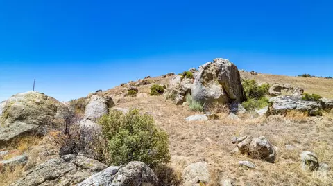 0 Caste Gate Dr, Tehachapi, CA 93561 photo 11