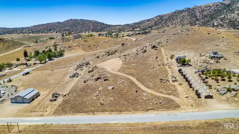 0 Caste Gate Dr, Tehachapi, CA 93561 photo 2