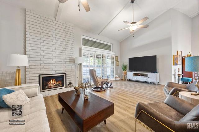 5600 Kirkside Dr #G, Bakersfield, CA 93309