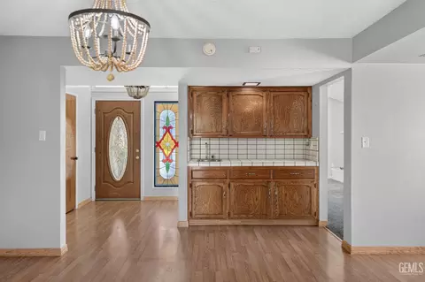Other - 400 Sierra St, Taft, CA 93268 photo 3 of 5