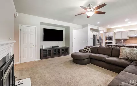4683 N Arrow Ridge Way, Clovis, CA 93619 photo 12