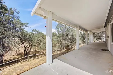 Exterior - 21276 White Pine Dr #53, Tehachapi, CA 93561 photo 7 of 8