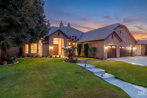 1905 Ordsall St, Bakersfield, CA 93311