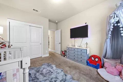 Bedroom - 9508 Wareham Dr, Bakersfield, CA 93313 photo 5 of 5