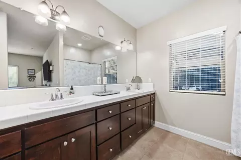 Other - 9508 Wareham Dr, Bakersfield, CA 93313 photo 5 of 7