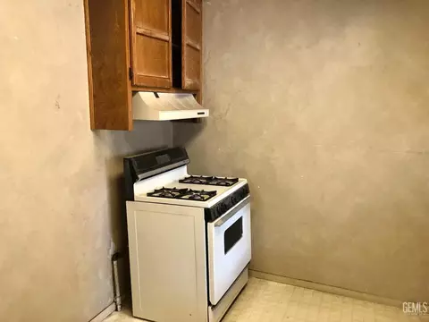 1241 E St, Wasco, CA 93280 photo 13
