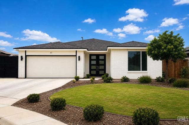 14902 Maryvale Ave, Bakersfield, CA 93314