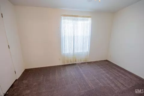 Bedroom - 182 Sousa Ln, Bakersfield, CA 93308 photo 3 of 3