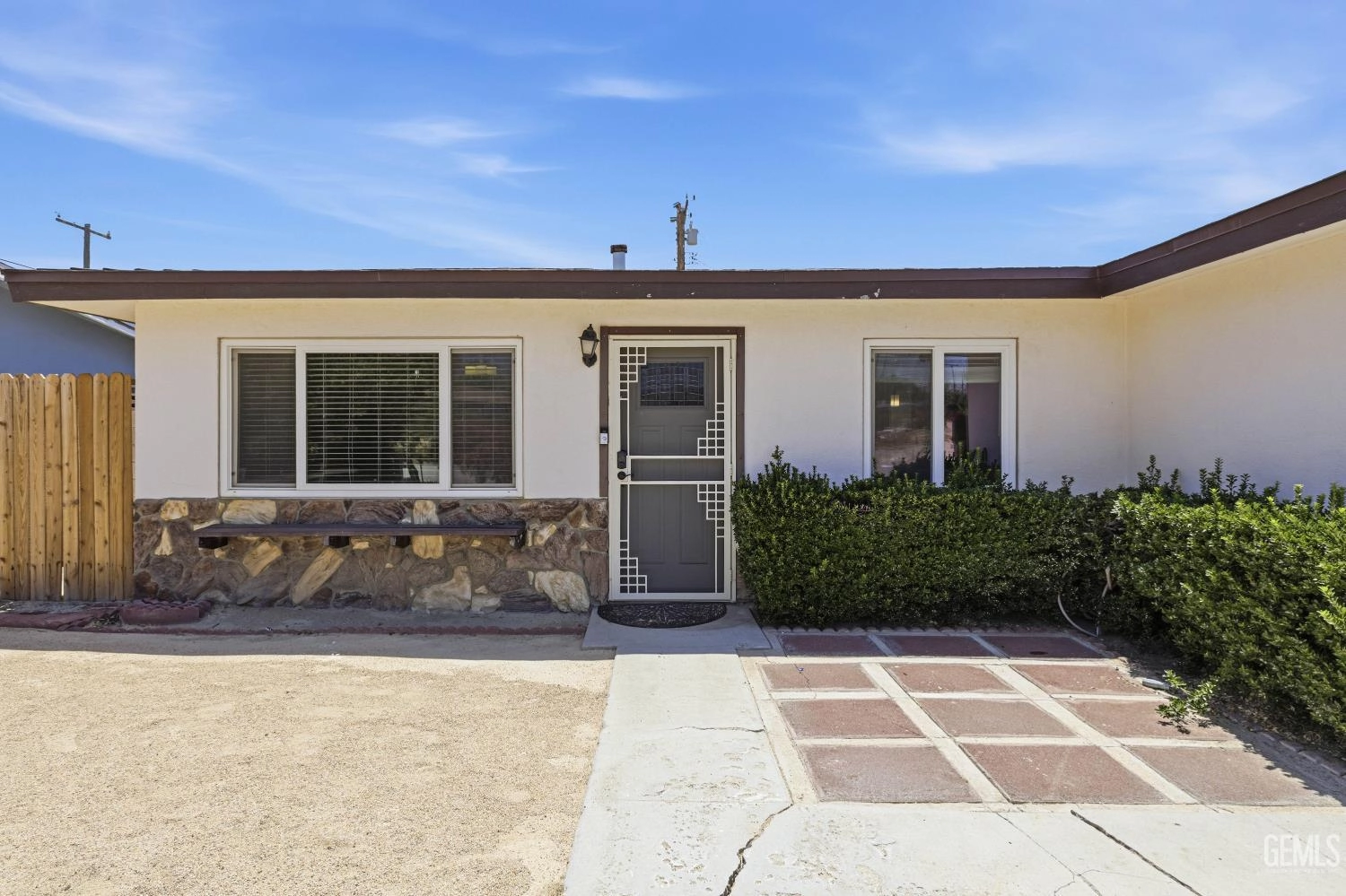 Exterior - 15836 Rexroth St, Mojave, CA 93501 photo 2 of 5
