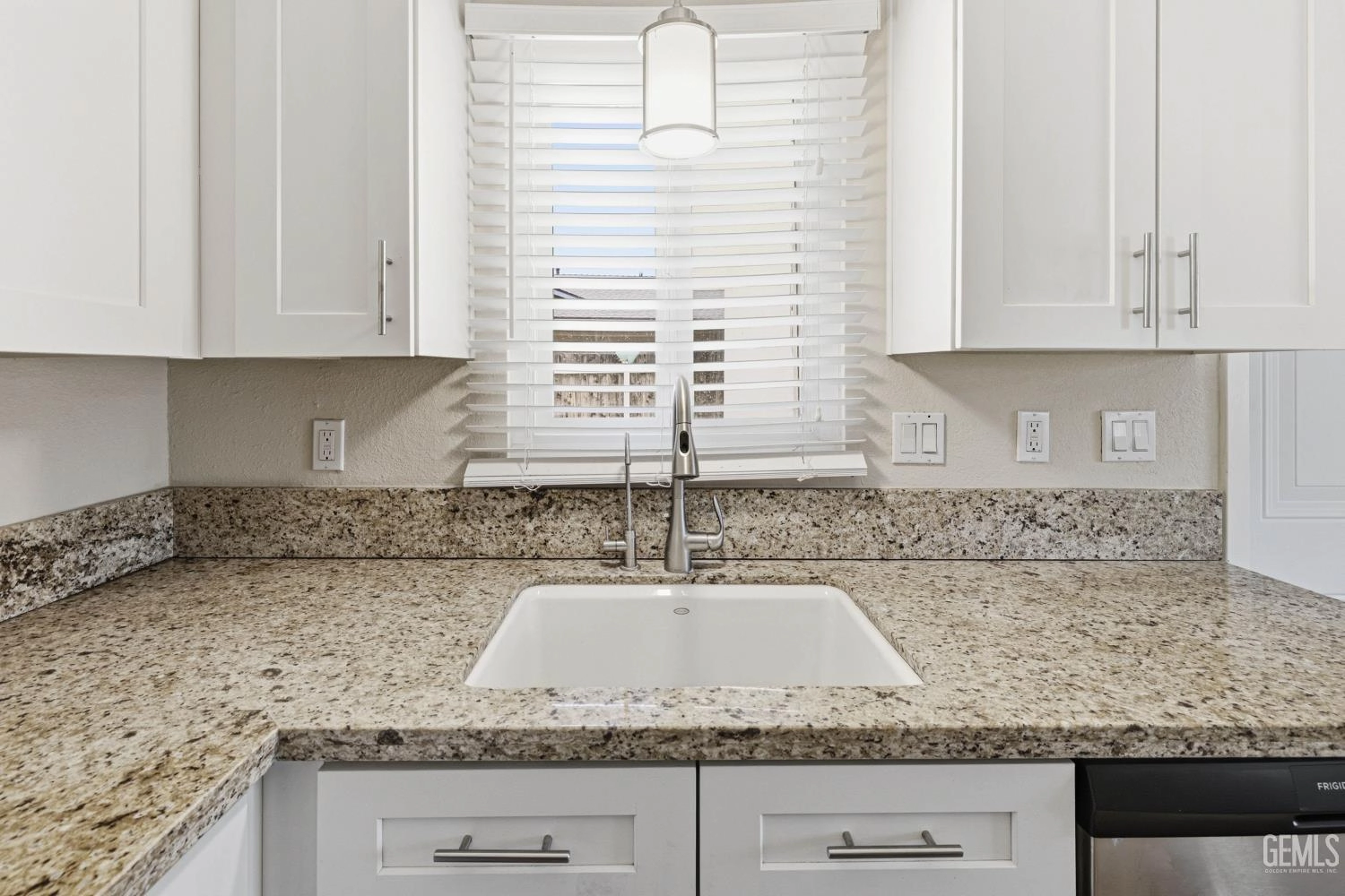 Kitchen - 15836 Rexroth St, Mojave, CA 93501 photo 3 of 3