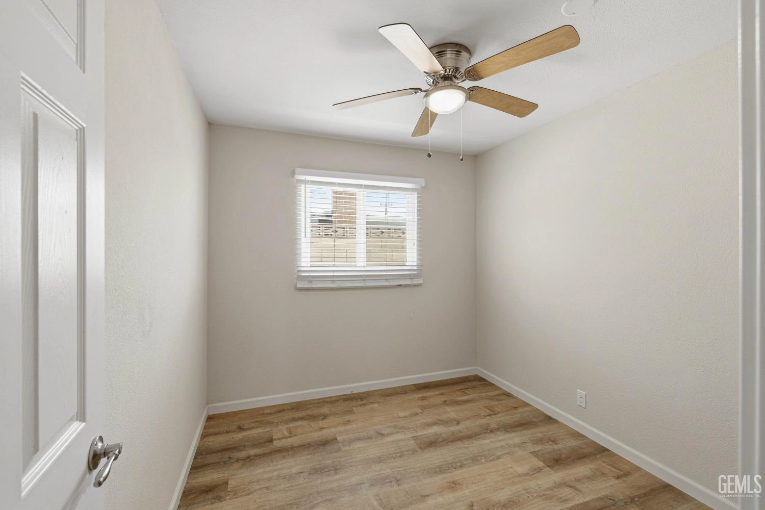 Bedroom - 15836 Rexroth St, Mojave, CA 93501 photo 1 of 2