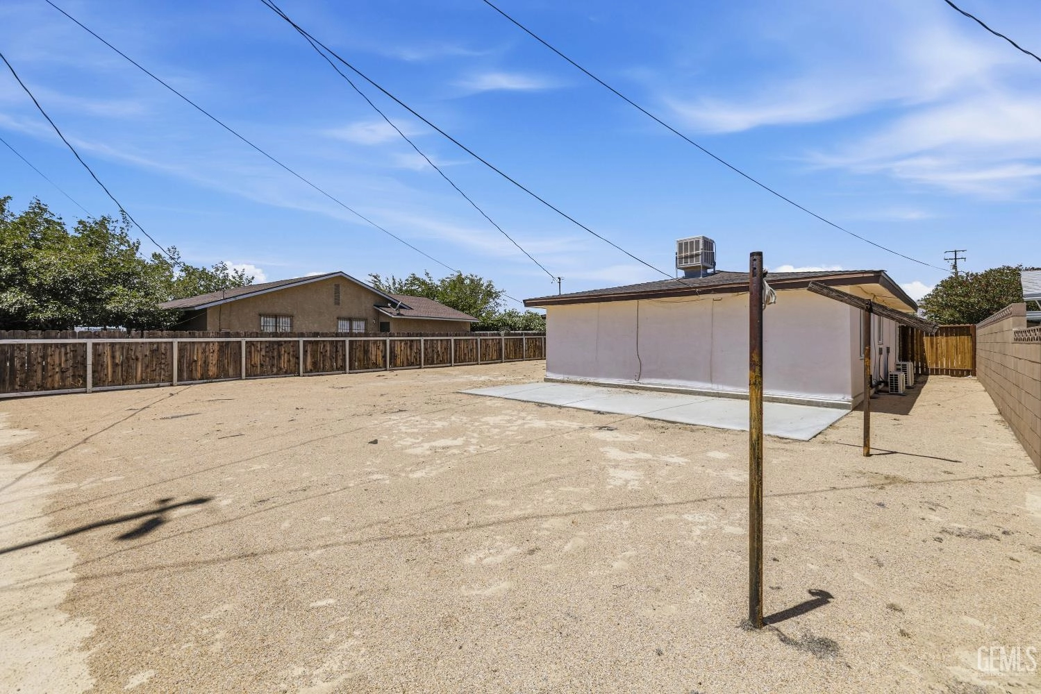 Exterior - 15836 Rexroth St, Mojave, CA 93501 photo 4 of 5