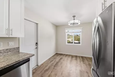 Dining - 15836 Rexroth St, Mojave, CA 93501 photo 1 of 1