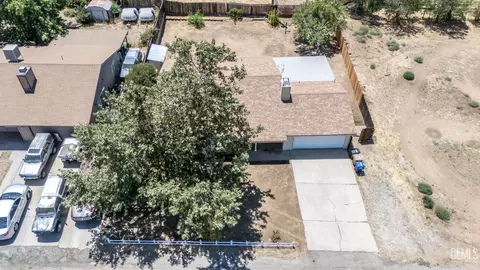 View/Area - 21161 Santa Barbara Dr, Tehachapi, CA 93561 photo 1 of 9