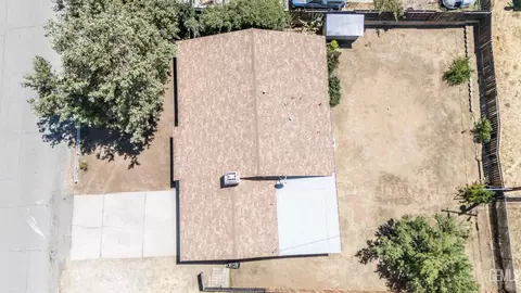 View/Area - 21161 Santa Barbara Dr, Tehachapi, CA 93561 photo 5 of 9