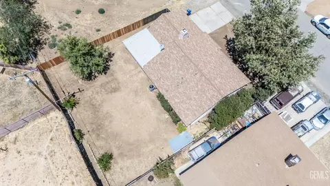 View/Area - 21161 Santa Barbara Dr, Tehachapi, CA 93561 photo 7 of 9