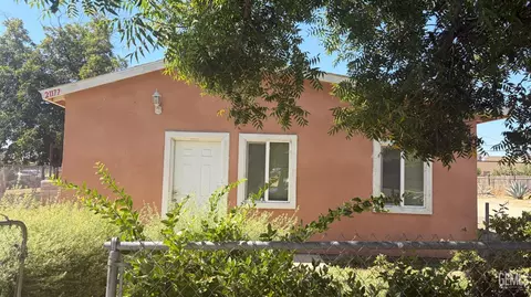 21177 Universal St, Lost Hills, CA 93249