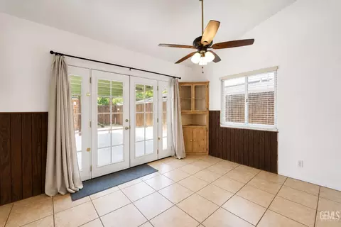 Other - 407 Garratt St, Taft, CA 93268 photo 1 of 3