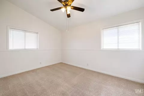 Bedroom - 407 Garratt St, Taft, CA 93268 photo 4 of 5