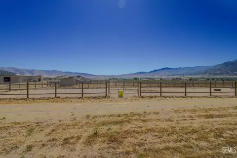 Other - 20654 Sasia Rd, Tehachapi, CA 93561 photo 22 of 24