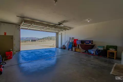 Other - 20654 Sasia Rd, Tehachapi, CA 93561 photo 7 of 24