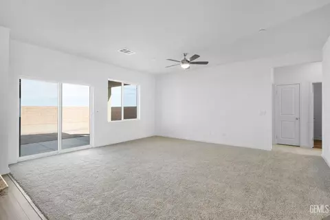 Living - 1213 Nectar Pl, Shafter, CA 93263 photo 2 of 3