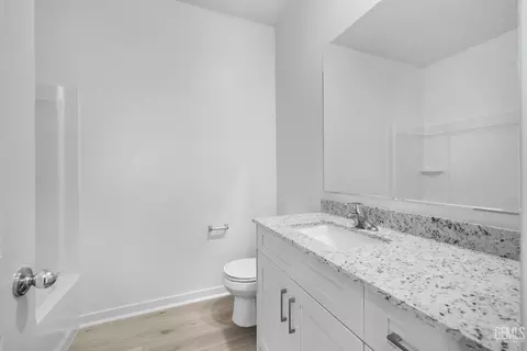 Bath - 1213 Nectar Pl, Shafter, CA 93263 photo 3 of 3