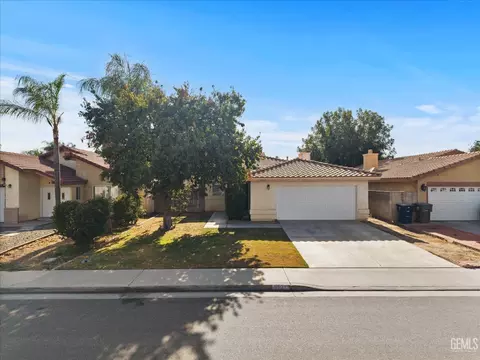 5121 Gaylene Ave, Bakersfield, CA 93307