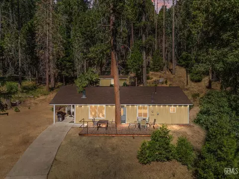 Exterior - 47694 Beartrap Rd, Posey, CA 93260 photo 9 of 9