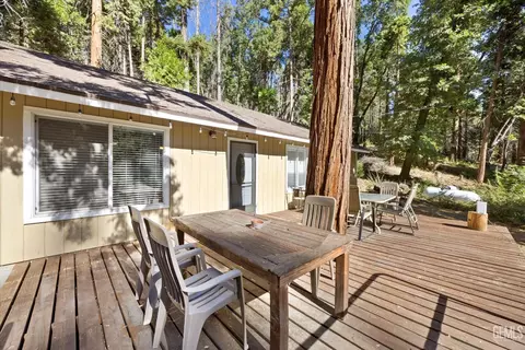 Exterior - 47694 Beartrap Rd, Posey, CA 93260 photo 4 of 9