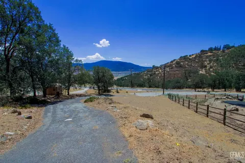 Other - 25441 Bear Valley Rd, Tehachapi, CA 93561 photo 5 of 5