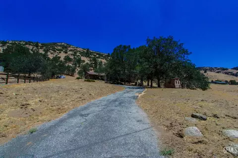 Other - 25441 Bear Valley Rd, Tehachapi, CA 93561 photo 1 of 5