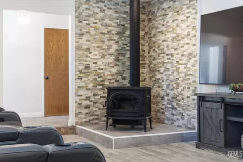 Other - 23461 Lakeview Dr, Tehachapi, CA 93561 photo 3 of 14