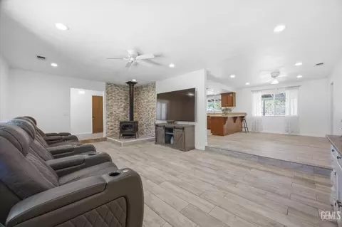 Other - 23461 Lakeview Dr, Tehachapi, CA 93561 photo 2 of 14