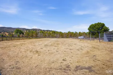 Other - 23461 Lakeview Dr, Tehachapi, CA 93561 photo 14 of 14