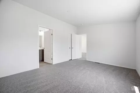 Bedroom - 20405 Weston Ave, Tehachapi, CA 93561 photo 1 of 5