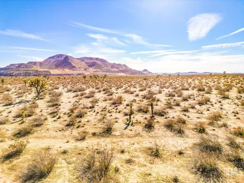 3900 Sunset Ave, Mojave, CA 93501 photo 8