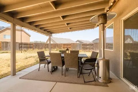 Exterior - 5519 Rivulet Run Ct, Bakersfield, CA 93313 photo 4 of 5